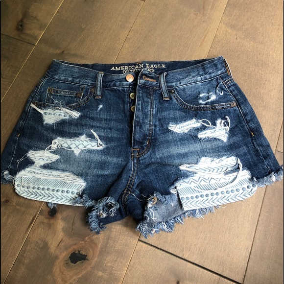 american eagle destroyed shorts